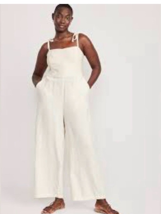 Old Navy Pants - Old Navy Cream Wide-Leg Jumpsuit with Tie Straps SZ XL